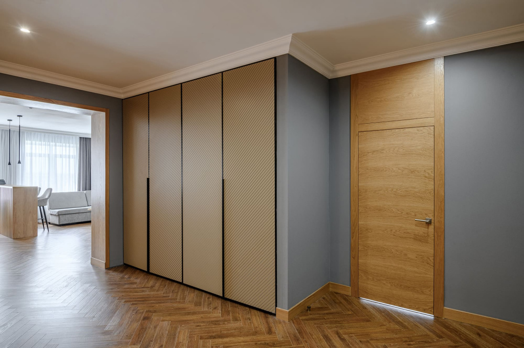 дверь в шпоне дверь в шпоне